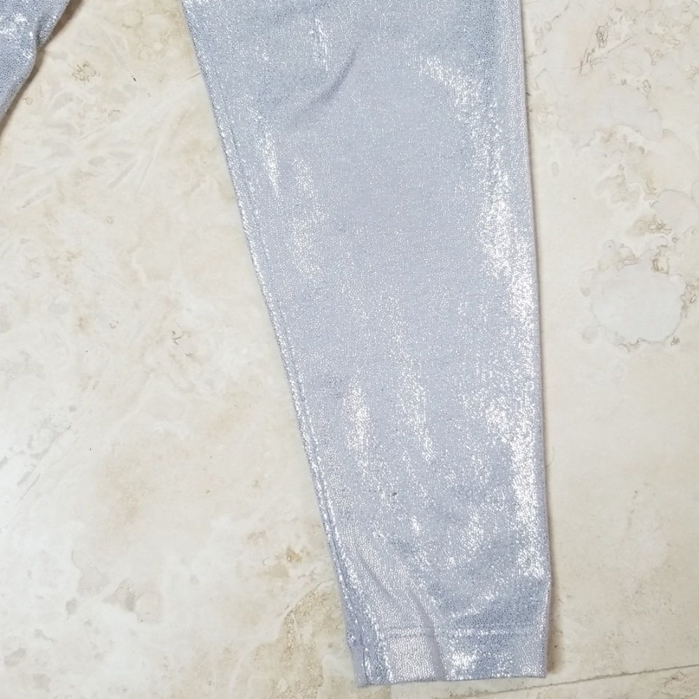 365 KIDS METALLIC Silver Leggings 5 - Picture 2 of 3